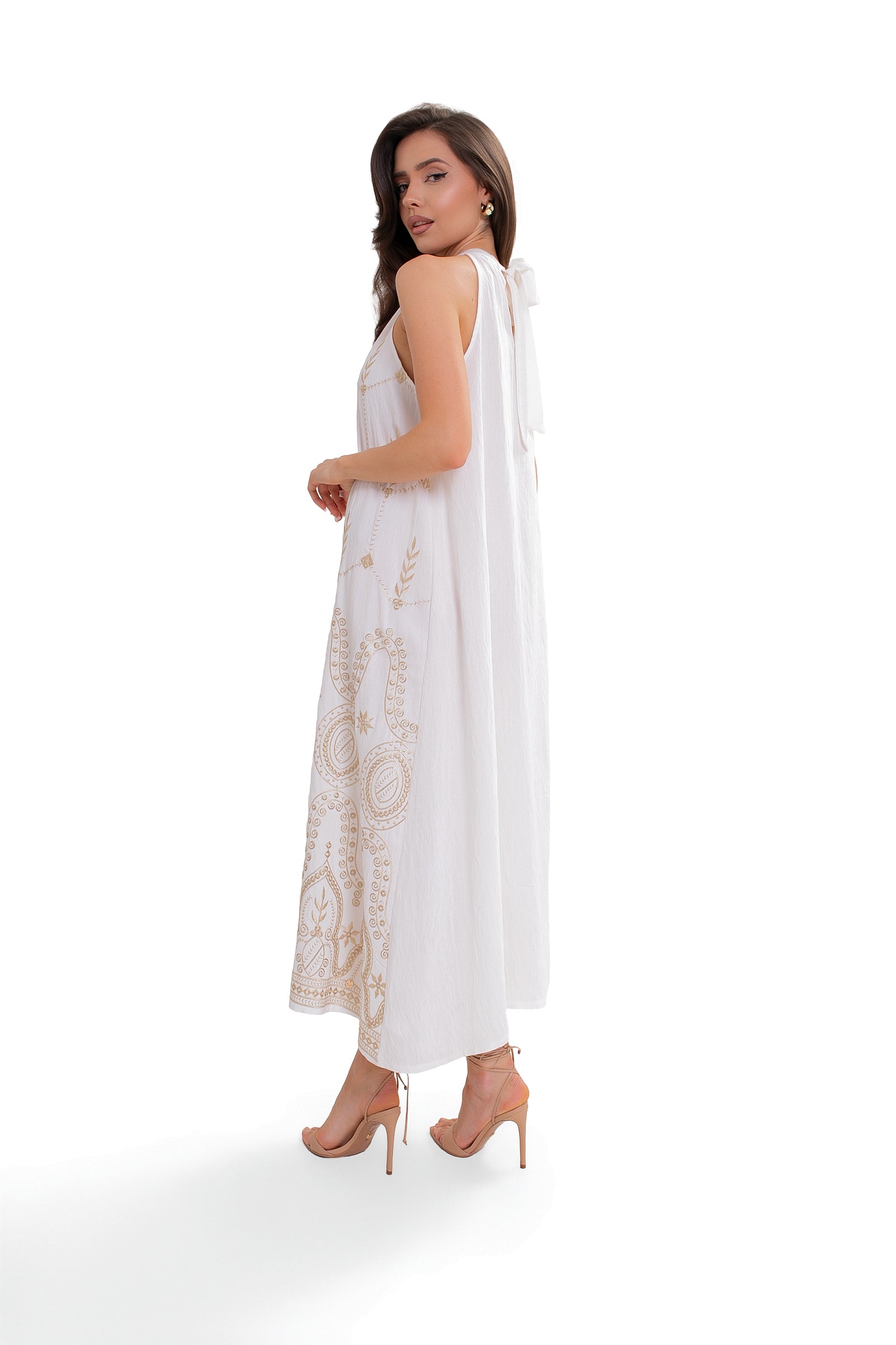 Modne kolory wiosna lato 2026 — paleta, trendy i stylizacje