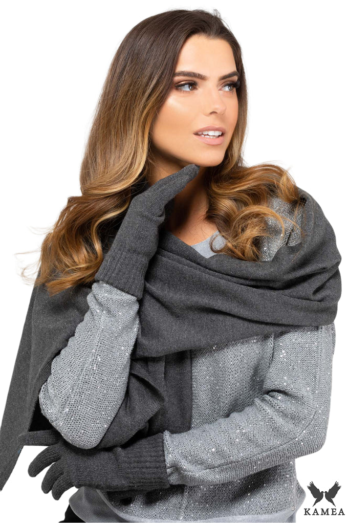 Model: Szalik-05, Kolor: grafitowy, Skład materiału: 40% Akryl; 25% Wiskoza; 20% Wełna; 15% Elastan