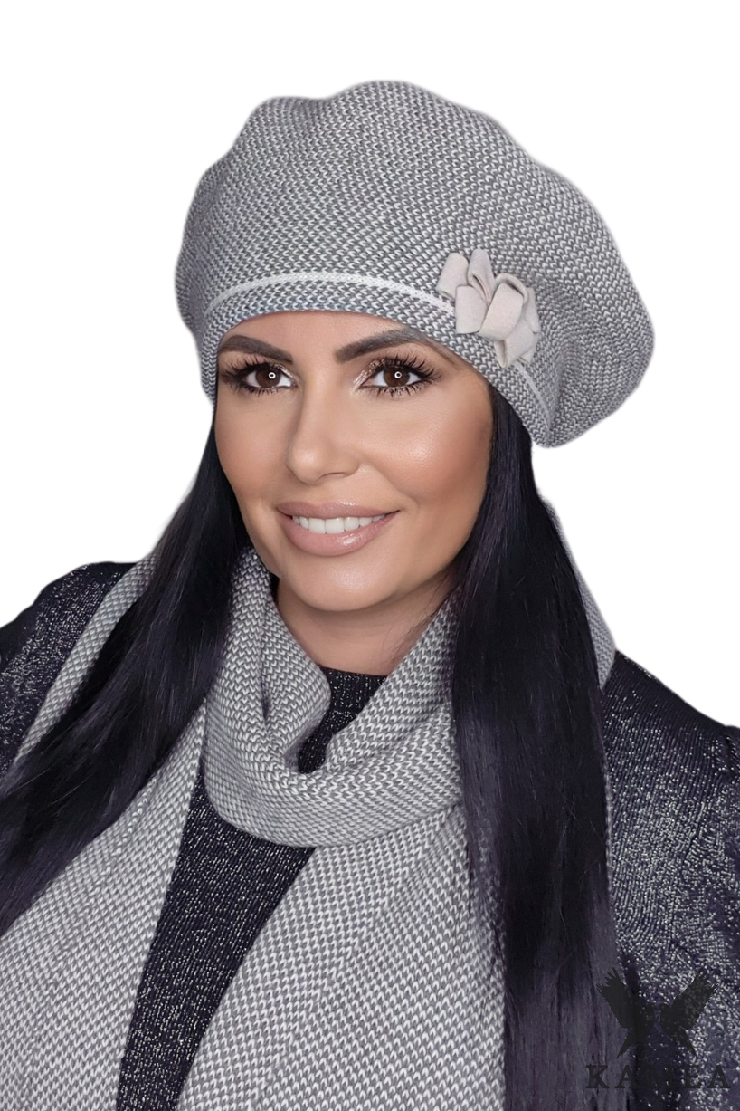 Beret Damski, Model: Helena, Kolor: beżowy, Skład materiału: 50% Akryl; 30% Wełna; 10% Wiskoza; 10% Alpaka, Przeznaczenie: Jesień/Zima, Rozmiar: Uniwersalny (54-60)