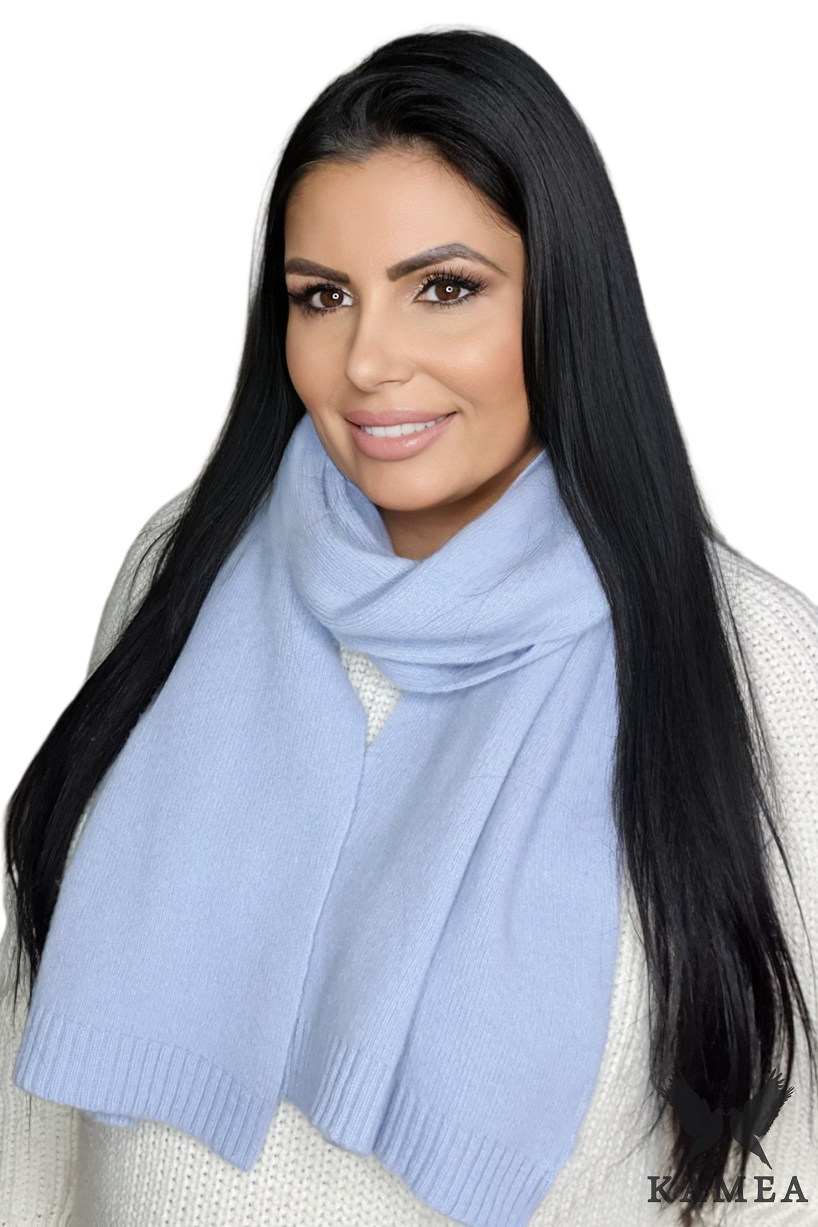 Model: Szalik-02, Kolor: błękitny, Skład materiału: 80% Wełna; 20% Poliamid, Przeznaczenie: Jesień/Zima, Wymiary(długość/szerokość): 160cm/25cm