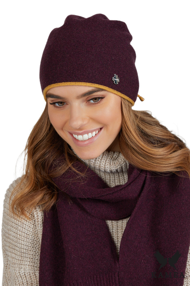 Czapki, Model: Prima, Kolor: fioletowy, Skład materiału: 80% Wełna; 20% Poliamid, Rozmiar: Uniwersalny (54-60)