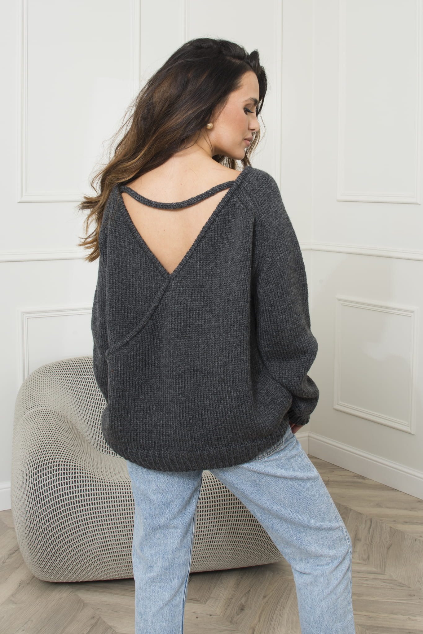 Sweter Damski, Model: Sara, Kolor: grafitowy, Skład materiału: 48% Akryl; 33% Poliamid; 19% Wełna (Sweter Damski, zdjęcie 3)