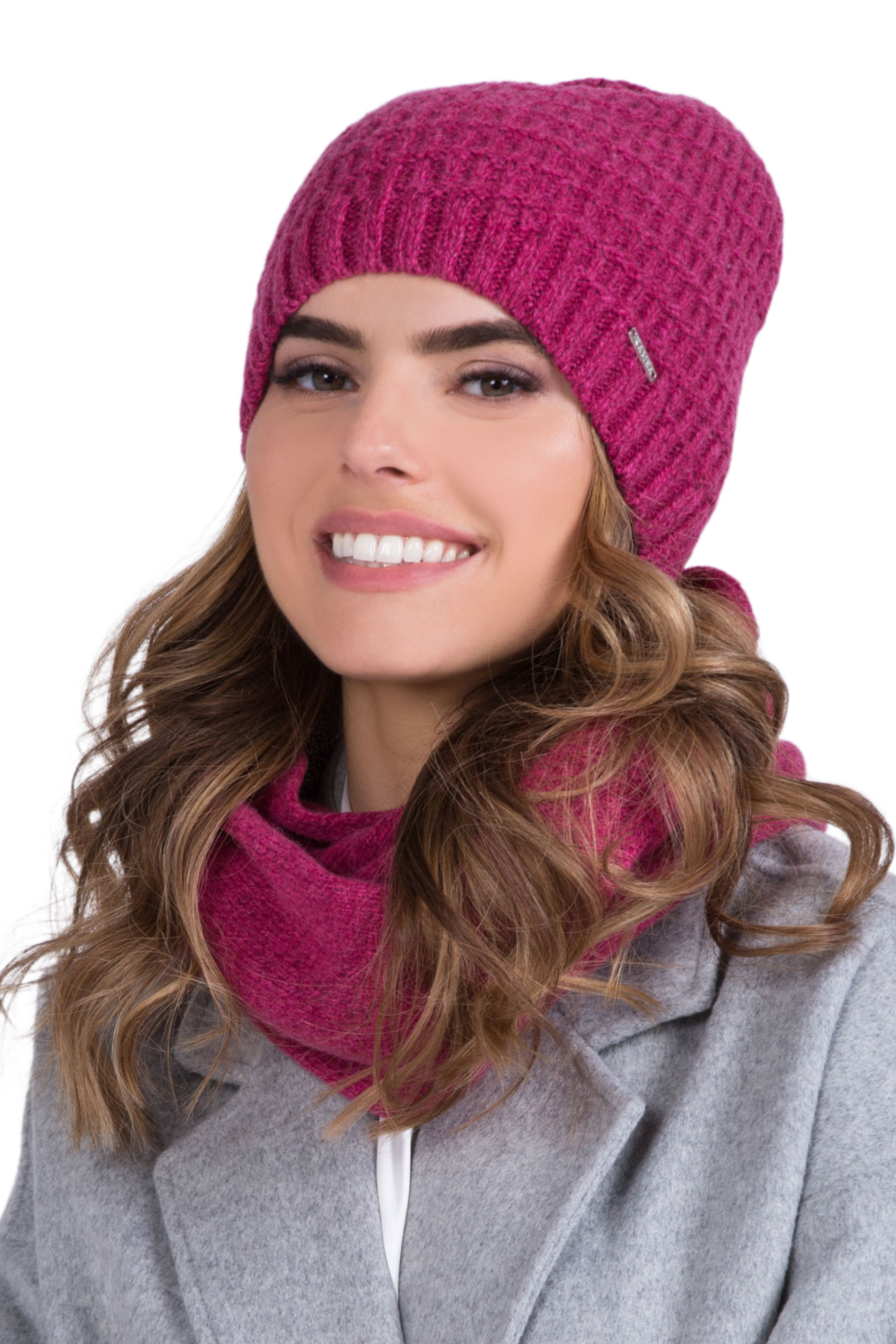 Czapki, Model: Nefra, Kolor: malinowy, Skład materiału: 80% Wełna; 20% Poliamid, Przeznaczenie: Jesień/Zima, Rozmiar: Uniwersalny (54-60)