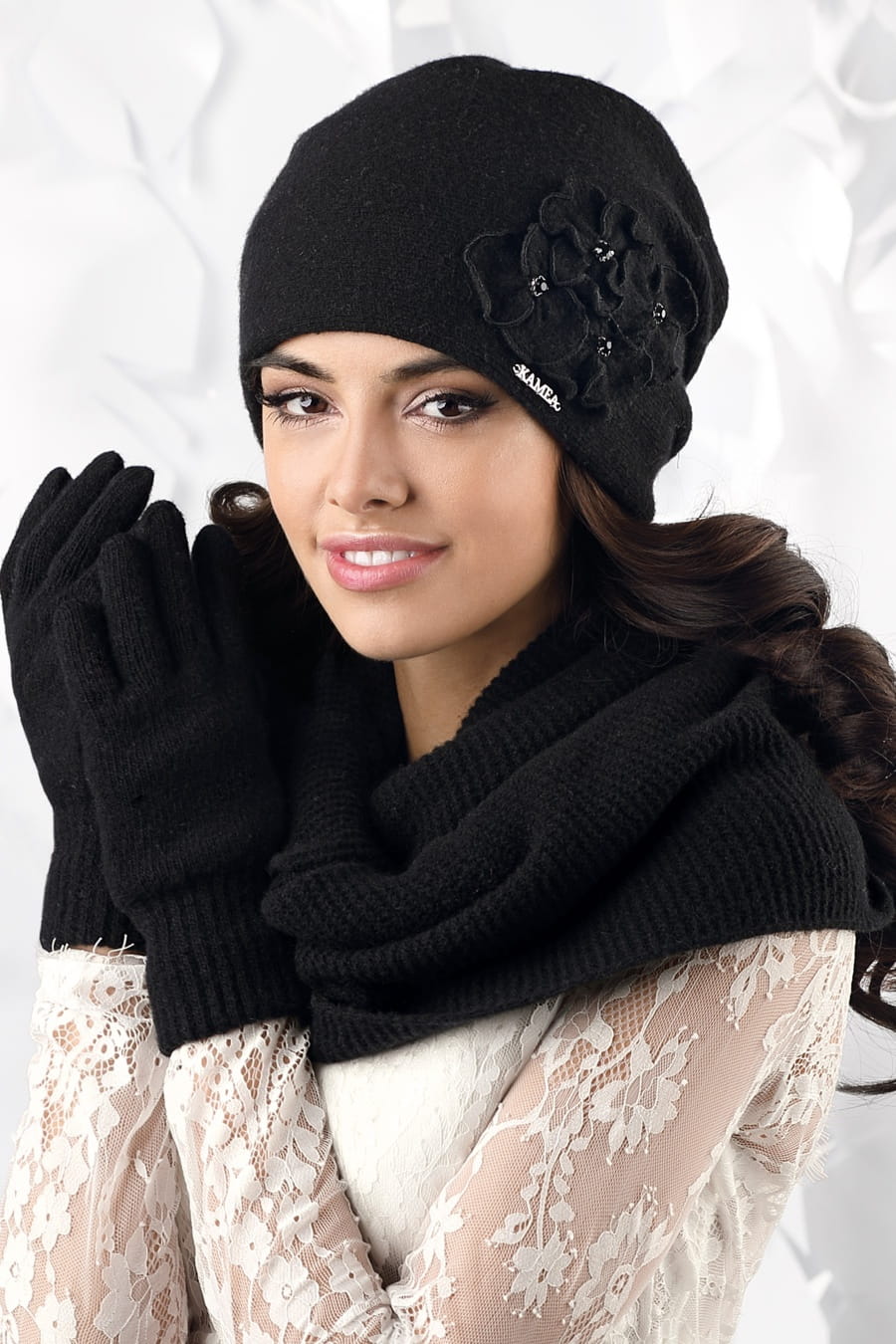 Rękawiczki, Model: Rękawiczki*01, Kolor: czarny, Skład materiału: 80% Wełna; 20% Poliamid, Przeznaczenie: Jesień/Zima, Rozmiar: Uniwersalny (Rękawiczki, zdjęcie 3)