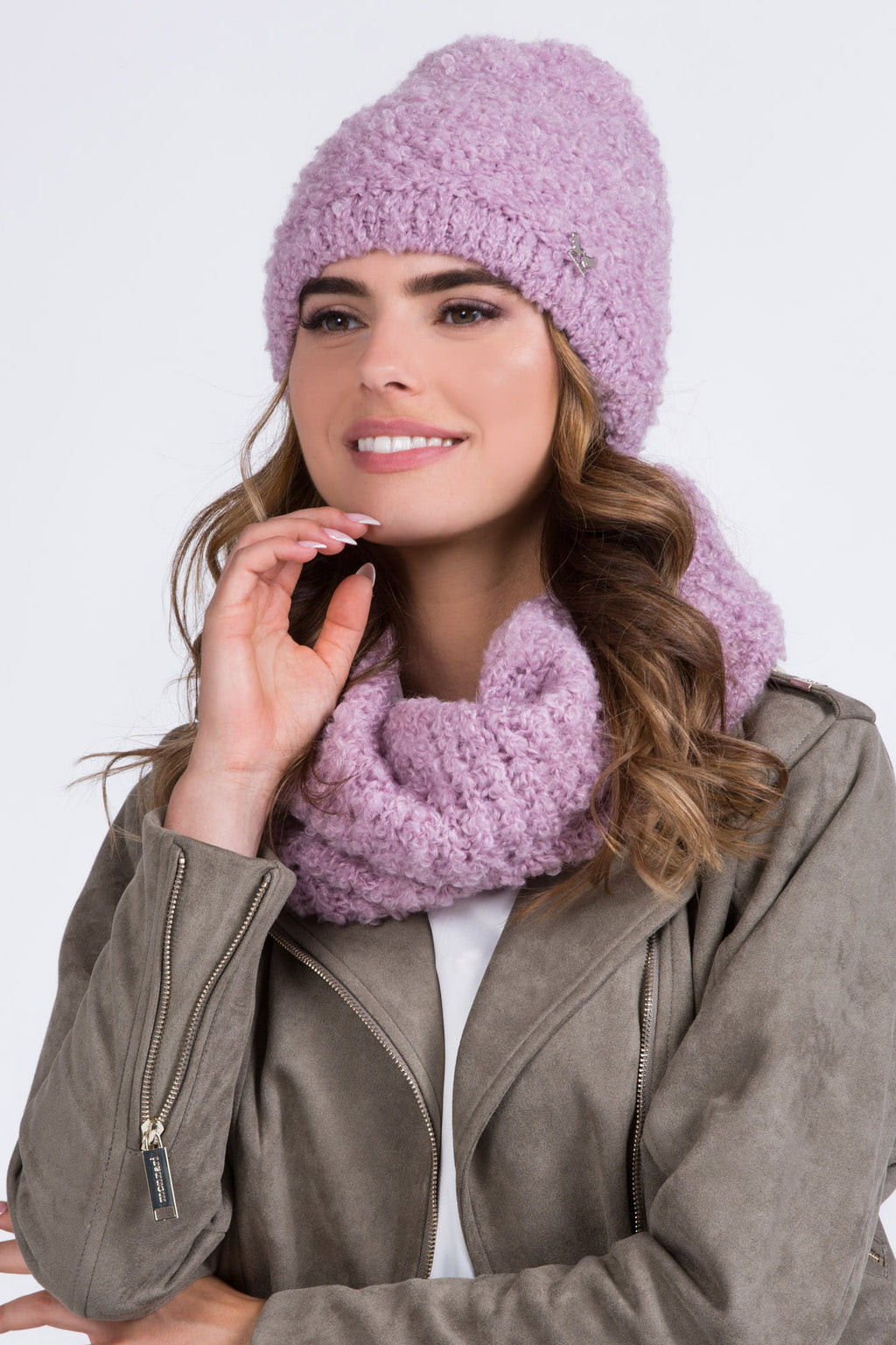 Komplet (Czapka+ Komin), Model: Nimfa-Komplet, Kolor: lila róż, Skład materiału: 38% Akryl; 25% Moher; 20% Wełna; 17% Poliamid, Rozmiar: Uniwersalny (54-60) (Komplet (Czapka+ Komin), zdjęcie 2)