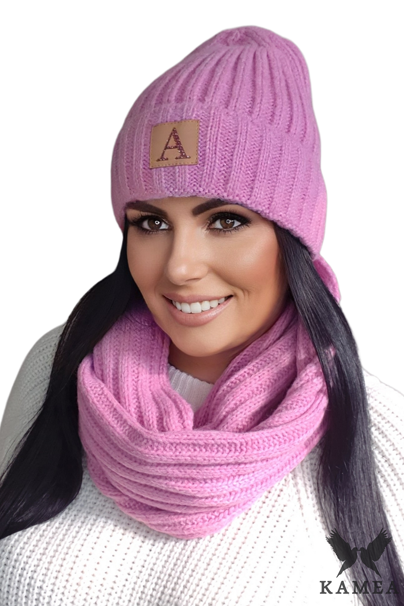 Komplet (Czapka + Komin), Model: Macumba-Komplet, Kolor: różowy, Skład materiału: 57% Akryl; 29% Poliamid; 7% Wiskoza; 7% Wełna, Przeznaczenie: Jesień/Zima, Wymiary(długość/szerokość): 65cm/26cm