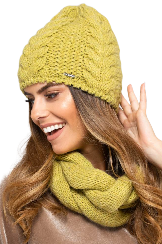 Komplet (Czapka + Komin), Model: Idaho-Komplet, Kolor: limonka, Skład materiału: 50% Wełna; 40 % Akryl; 10% Alpaka; Podszewka: 100% Poliester, Przeznaczenie: Jesień/Zima, Wymiary(długość/szerokość): 30cm/22cm