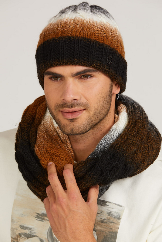 Komplet (Czapka+ Komin), Model: Rosario-Komplet, Kolor: rudy, Skład materiału: 55% Poliakryl; 25% Wełna; 20% Alpaka, Rozmiar: Uniwersalny (54-60) (Komplet (Czapka+ Komin), zdjęcie 2)