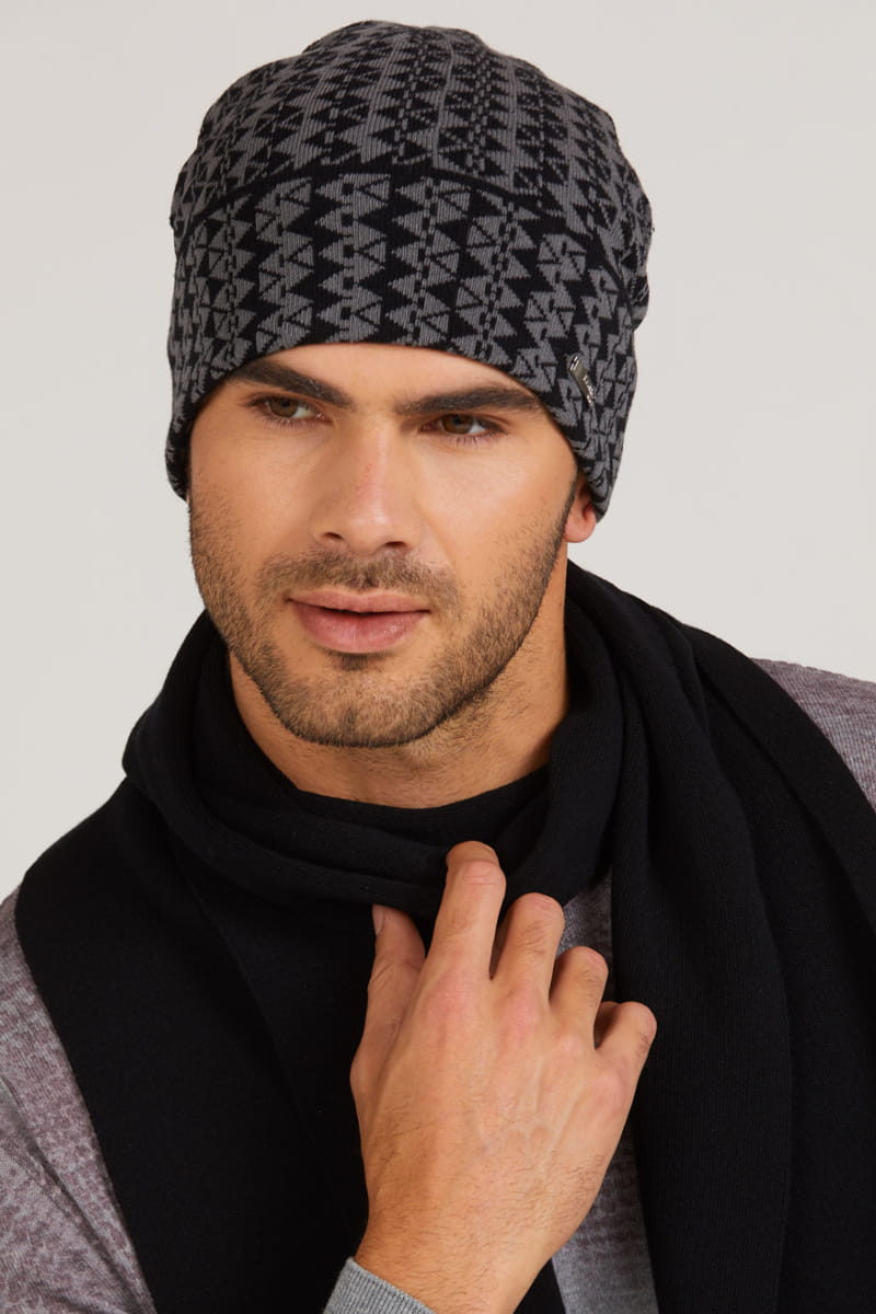 Čepice, Model: Pablo, Barva: černá, Složení materiálu: 97% Viskóza; 3% Elastan, Velikost: Univerzální (54-62) (Čepice, fotografie 2)