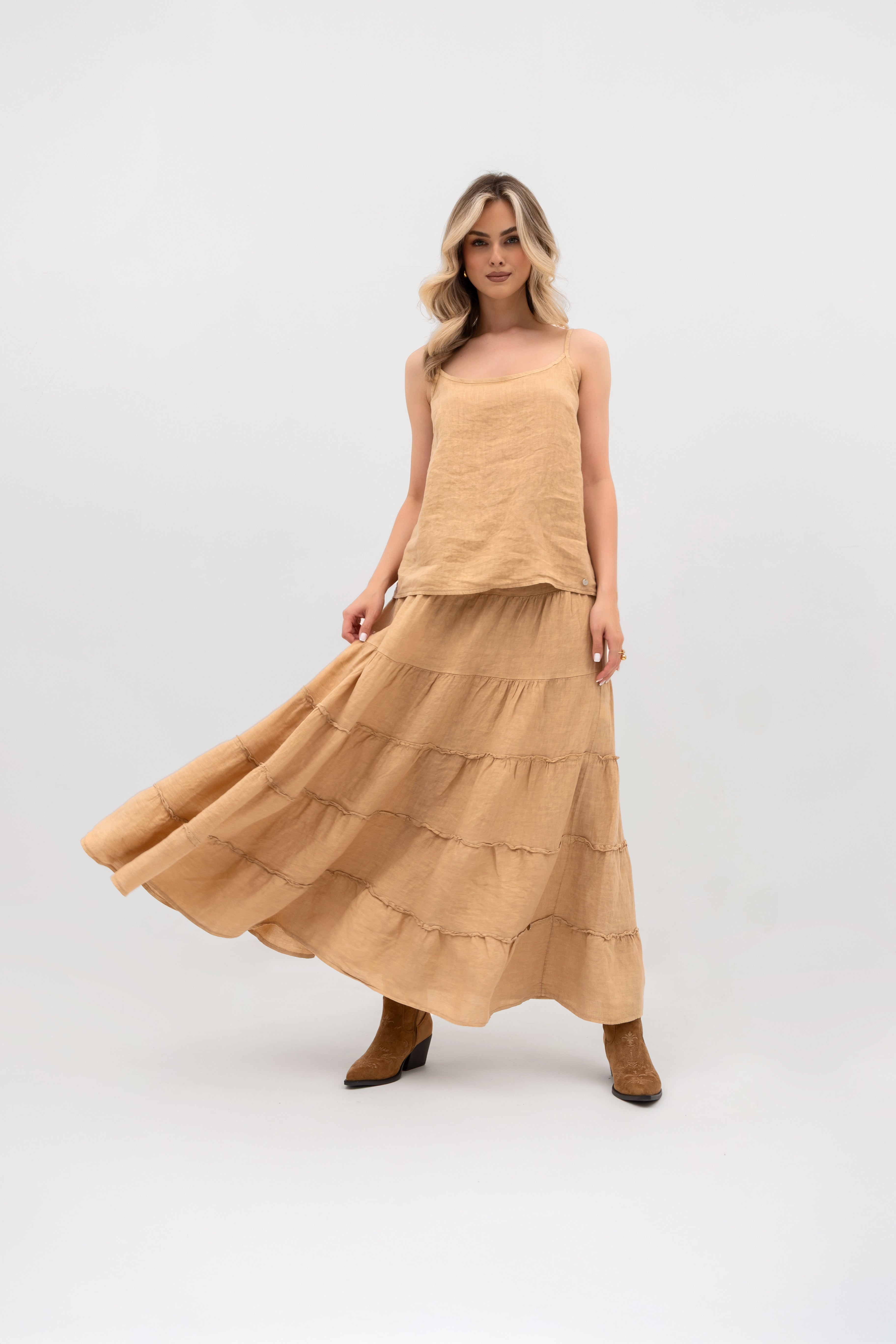 Przewiewny lniany top damski z regulowanymi ramiączkami, idealny na gorące dni | Bastet | Spironik.pl