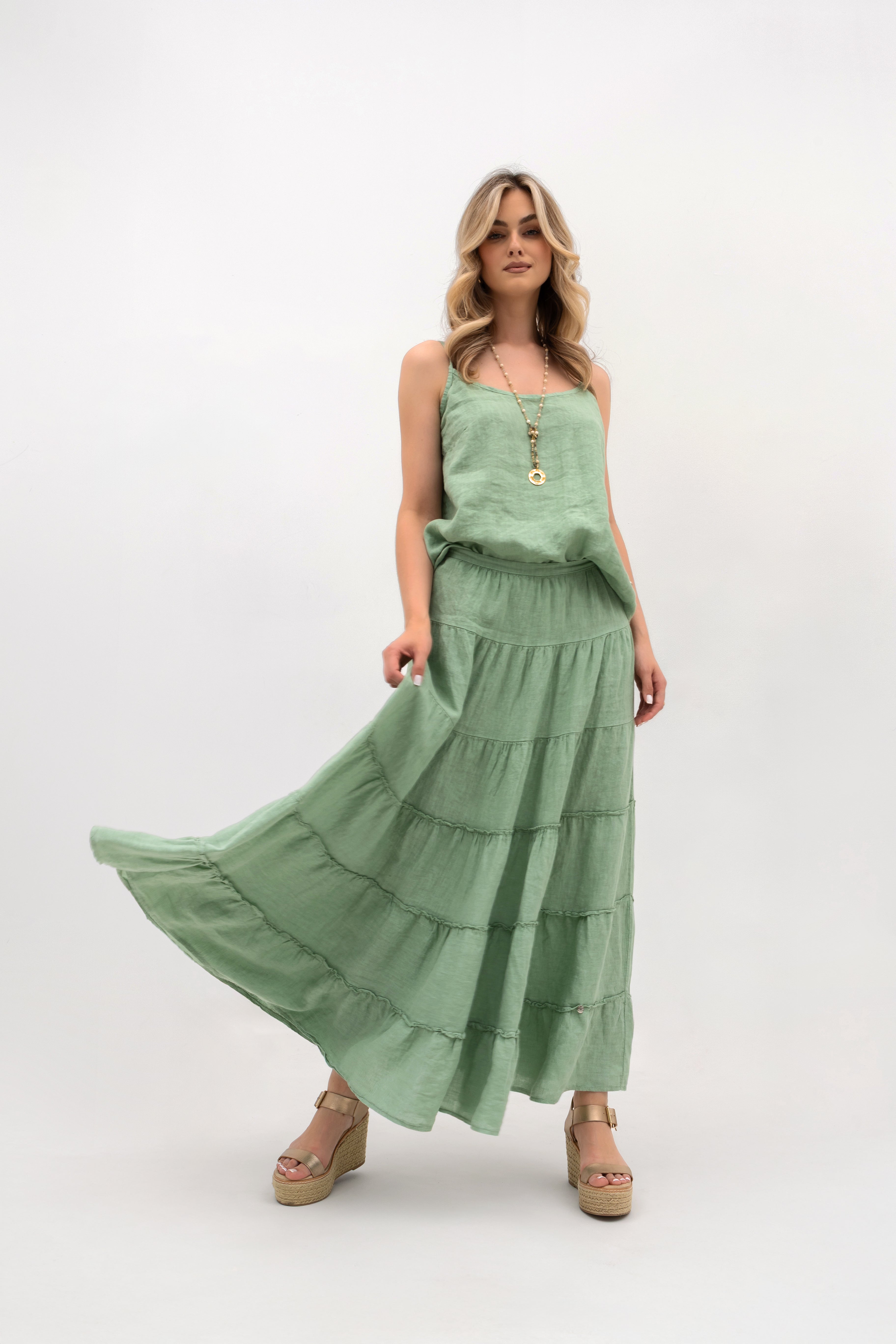 Stylowy top na ramiączkach, idealny do noszenia z biżuterią z naturalnych kamieni | Bastet | Spironik.pl