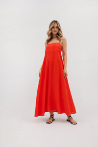 Linen maxi dress with straps - flared and airy. Color: Red
