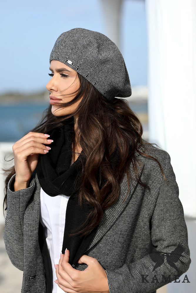 Beret Damski, Model: Arkadia, Kolor: czarny, Skład materiału: 40% Akryl; 25% Wiskoza; 20% Wełna; 15% Elastan, Przeznaczenie: Jesień/Zima, Rozmiar: Uniwersalny (54-60) (Beret Damski, zdjęcie 2)