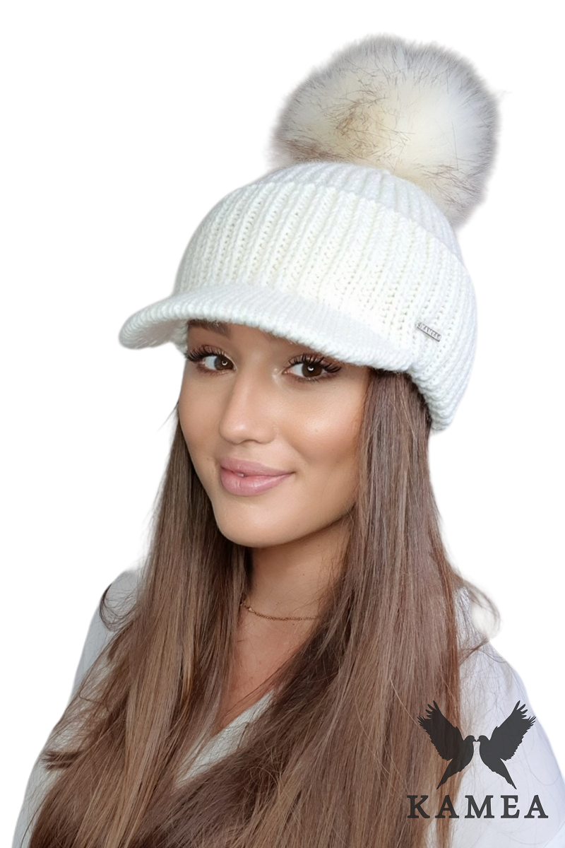 Czapki, Model: Amarylis, Kolor: ekru, Skład materiału: 40% Akryl; 30% Alpaka; 30% Wełna, Przeznaczenie: Jesień/Zima, Rozmiar: Uniwersalny (54-60)