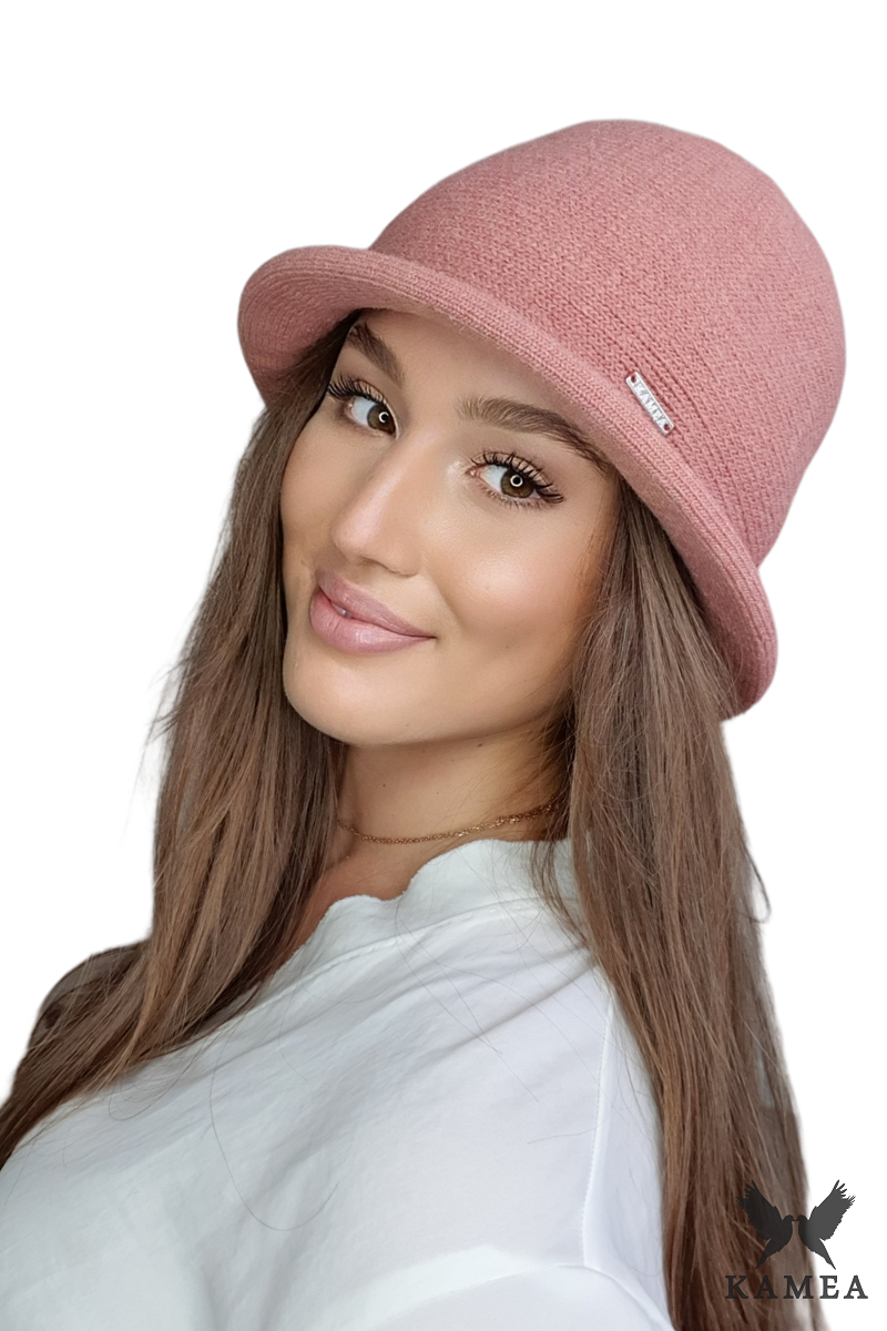 Kapelusz Damski, Model: Munira, Kolor: koralowy, Skład materiału: 50% Akryl; 30% Wełna; 10% Wiskoza; 10% Alpaka, Przeznaczenie: Jesień/Zima, Rozmiar: Uniwersalny (54-60)