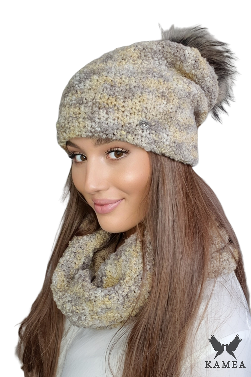 Komplet (Czapka + Komin), Model: Fazila-Komplet, Kolor: mix brązowy, Skład materiału: 50% Baby Alpaka; 50% Wełna Jagnięca, Przeznaczenie: Jesień/Zima, Wymiary(długość/szerokość): 33cm/37cm (Komplet (Czapka + Komin), zdjęcie 2)