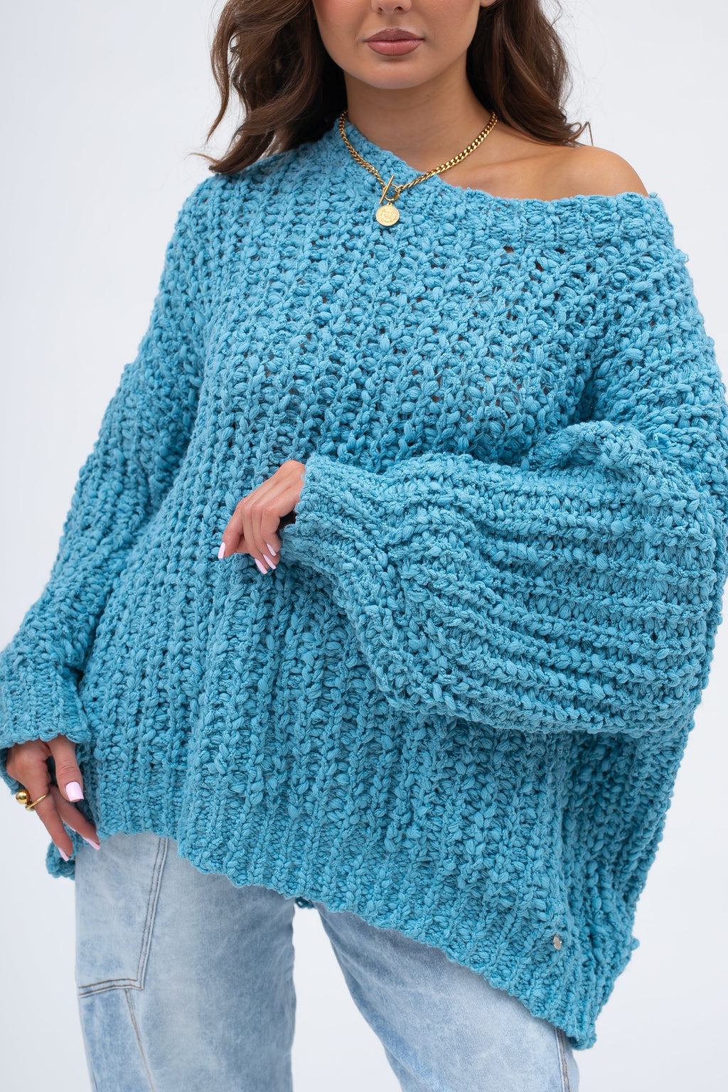 Miękki sweter oversize CLOUD w morskim kolorze z grubym splotem, idealny na chłodne dni | Bastet | Spironik.pl