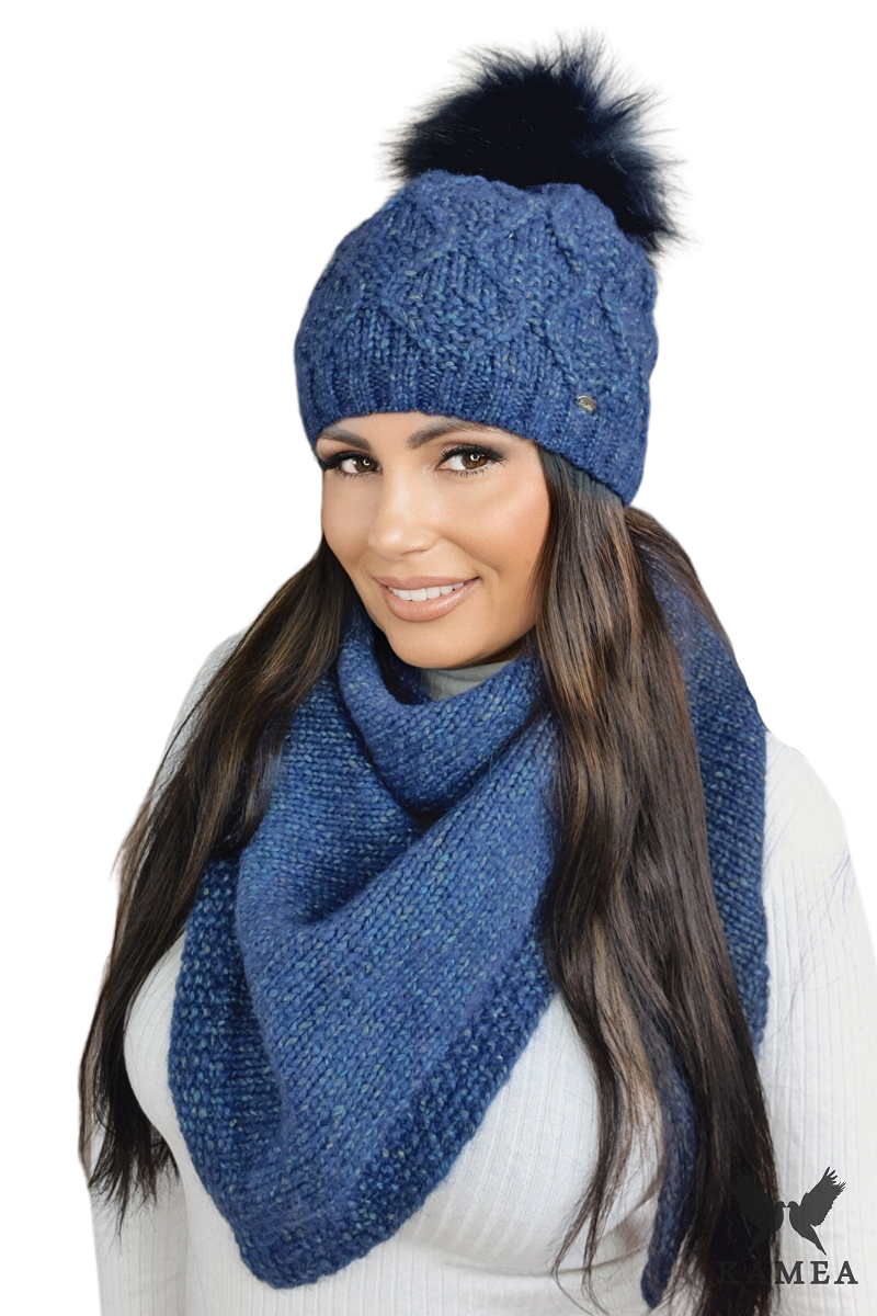 FREZJA- NATURAL POMPON czapka damska merino wool kolor niebieski