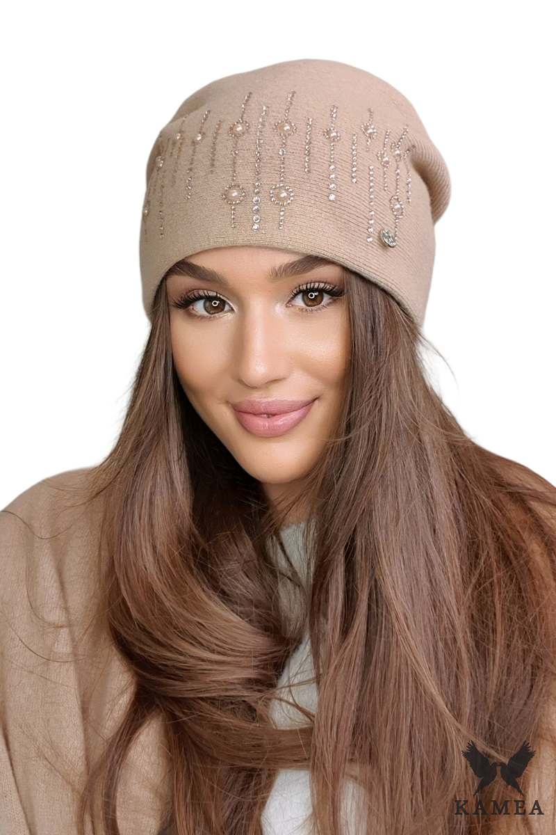 Czapka Damska, Model: Eleni, Kolor: camelowy, Skład materiału: 80% Wełna; 20% Poliamid, Przeznaczenie: Jesień/Zima, Rozmiar: Uniwersalny (54-60) (Czapka Damska, zdjęcie 2)