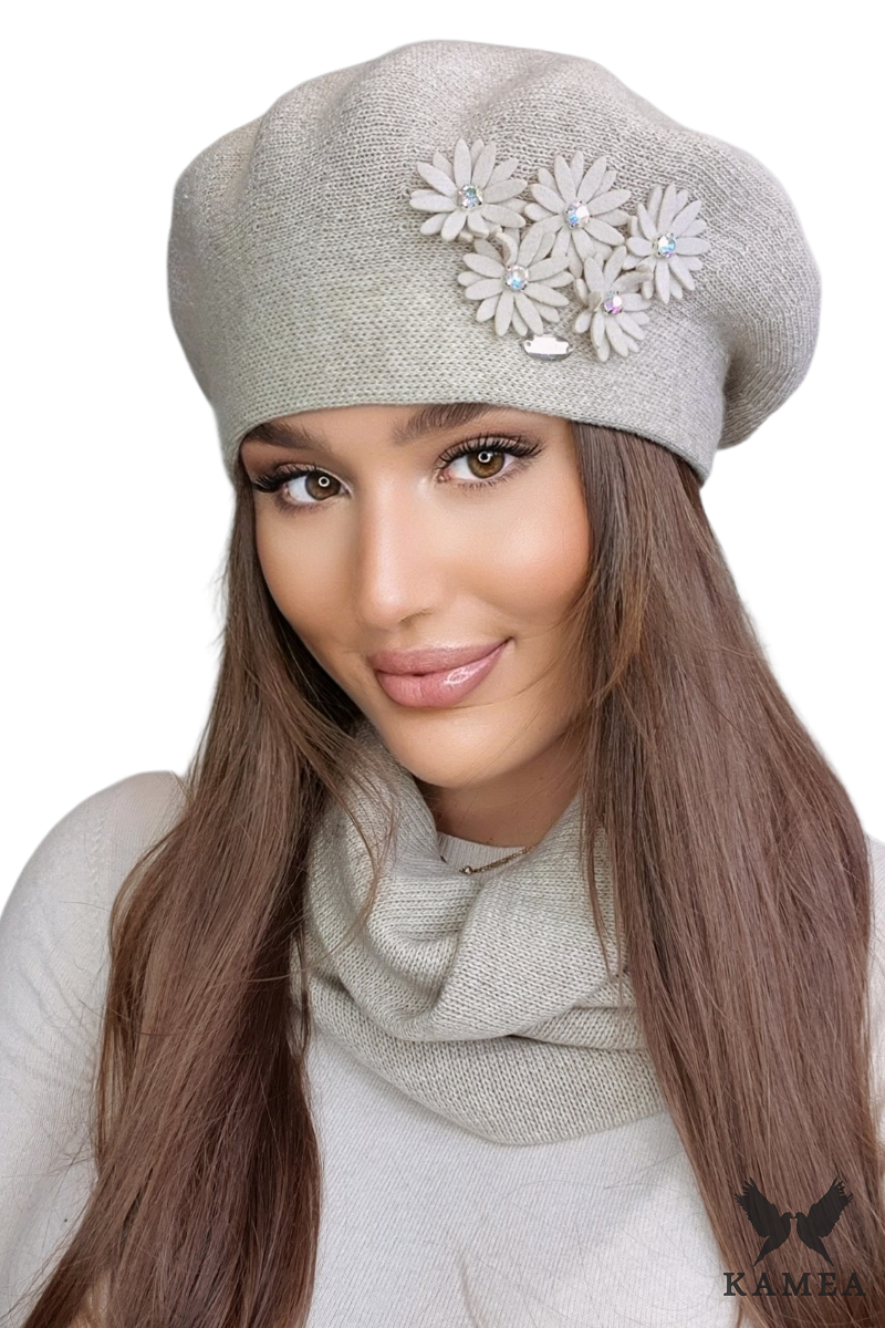 Beret Damski, Model: Tala, Kolor: beżowy, Skład materiału: 50% Akryl; 30% Wełna; 20% Poliamid, Przeznaczenie: Jesień/Zima, Rozmiar: Uniwersalny (54-60)