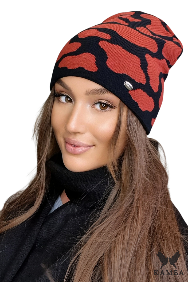 Čepice, Model: Hasna, Barva: rezavá, Složení materiálu: 97% Viskóza; 3% Elastan, Určení: Podzim/Zima, Velikost: Univerzální (54-60)