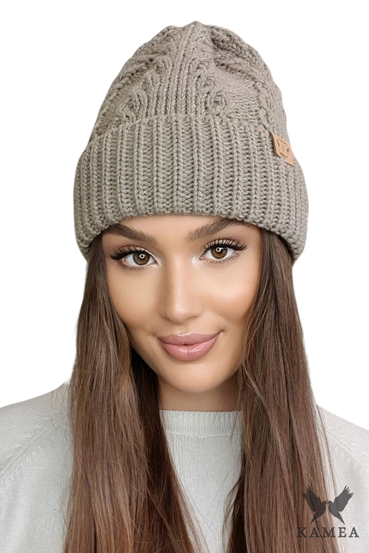 Čepice, Model: Stella, Barva: tmavě béžová, Složení materiálu: 50% Akryl; 30% Vlna; 20% Polyamid, Určení: Podzim/Zima, Velikost: Univerzální (54-60)