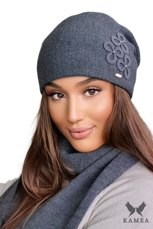 Czapka Damska, Model: Cytryn, Kolor: grafitowy, Skład materiału: 50% Akryl; 30% Wełna; 20% Poliamid, Przeznaczenie: Jesień/Zima, Rozmiar: Uniwersalny (54-60)