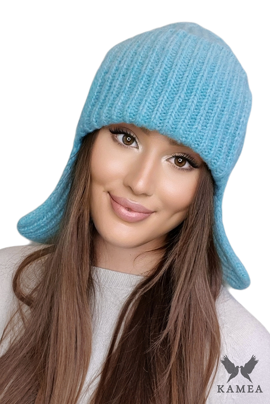 Czapka damska AMETYST w klasycznym prążku, prezentująca się z przodu z daszkiem i uszami, w rozmiarze uniwersalnym | KAMEA | Spironik.pl