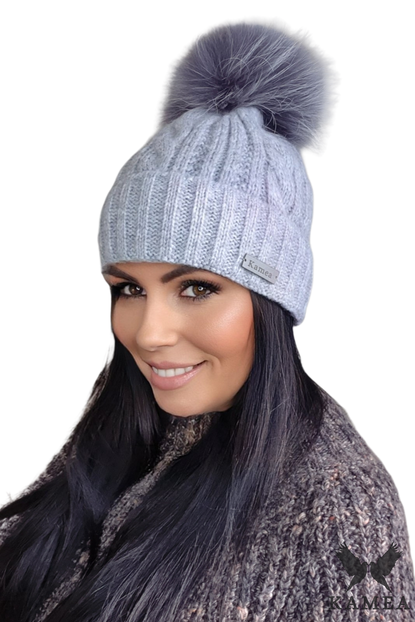 Czapka Damska, Model: Nicky, Kolor: szary, Skład materiału: 57% Akryl; 29% Poliamid; 7% Wiskoza; 7% Wełna, Przeznaczenie: Jesień/Zima, Rozmiar: Uniwersalny (54-60)