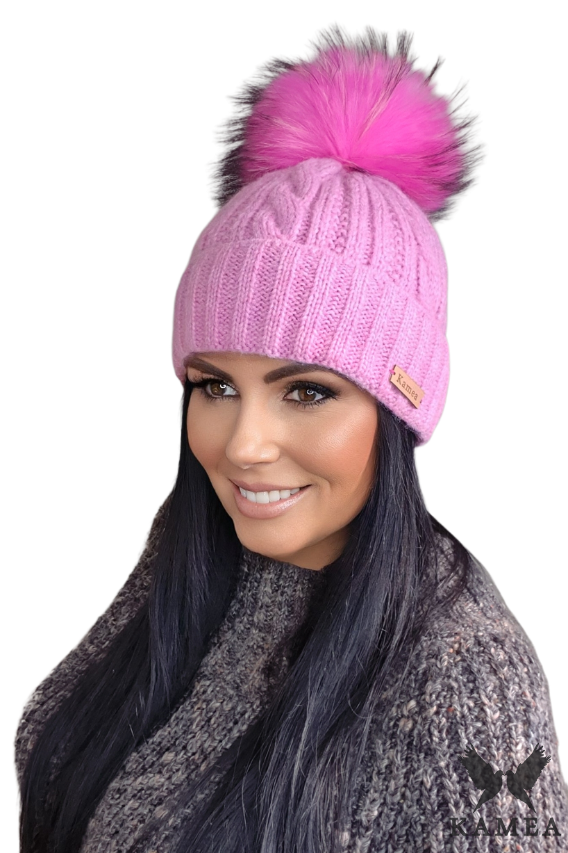 Czapka Damska, Model: Nicky, Kolor: różowy, Skład materiału: 57% Akryl; 29% Poliamid; 7% Wiskoza; 7% Wełna, Przeznaczenie: Jesień/Zima, Rozmiar: Uniwersalny (54-60)