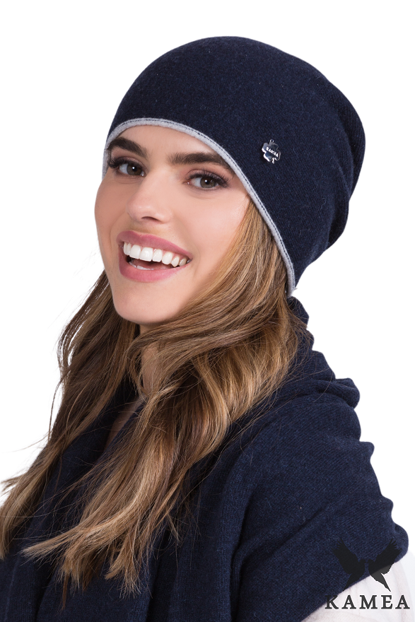 Czapka Damska, Model: Prima, Kolor: granatowy, Skład materiału: 80% Wełna; 20% Poliamid, Rozmiar: Uniwersalny (54-60)