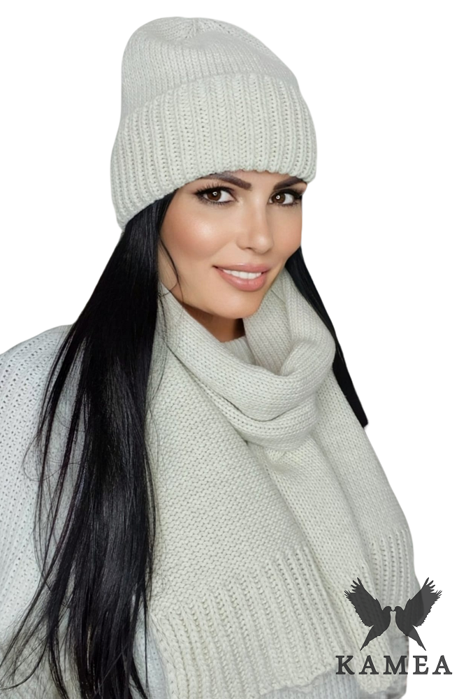 Čepice, Model: Raisa, Barva: ekru, Složení materiálu: 50% Akryl; 30% Vlna; 20% Polyamid, Určení: Podzim/Zima, Velikost: Univerzální (54-60)