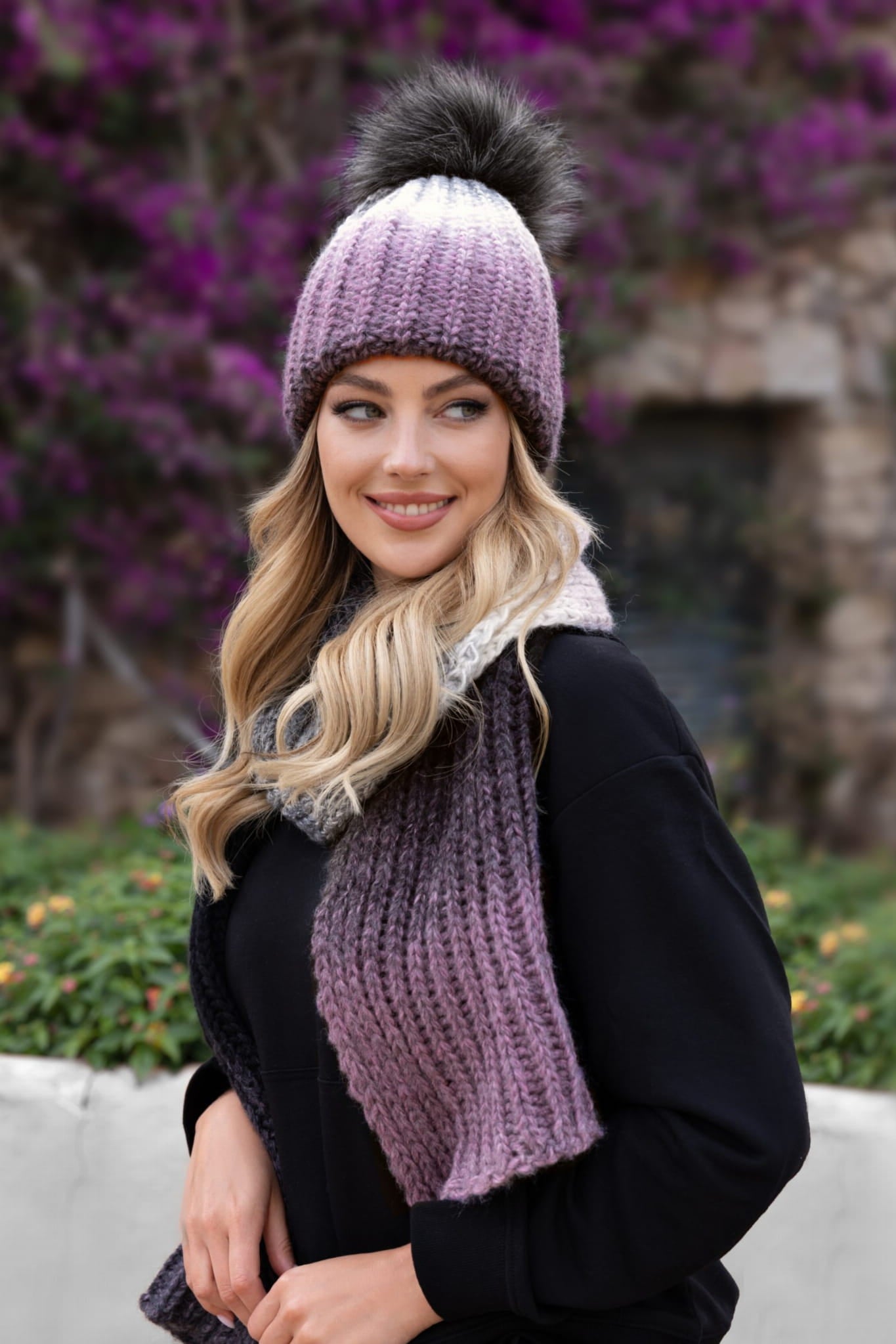 Komplet (Czapka + Szalik), Model: Alice-Komplet, Kolor: różowy, Skład materiału: 55% Poliakryl; 25% Wełna; 20% Alpaka, Rozmiar: Uniwersalny (54-60)