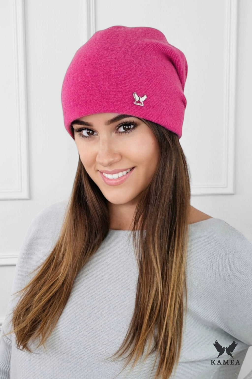 Čepice, Model: Lily, Barva: malinová, Složení materiálu: 80% Vlna; 20% Polyamid, Určení: Podzim/Zima, Velikost: Univerzální (54-60)