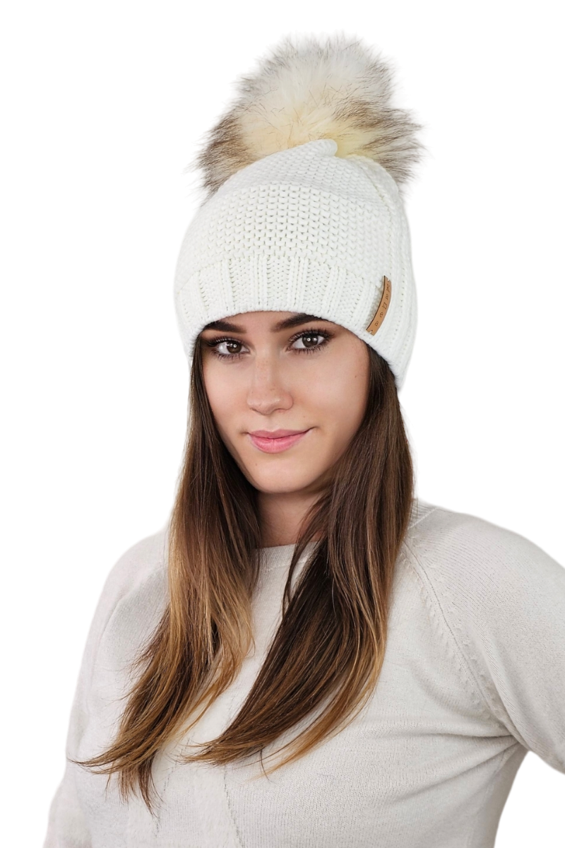 Čepice, Model: Fiona, Barva: bílá, Složení materiálu: 50% Akryl; 30% Vlna; 20% Polyamid, Určení: Podzim/Zima, Velikost: Univerzální (54-60) (Čepice, fotografie 2)