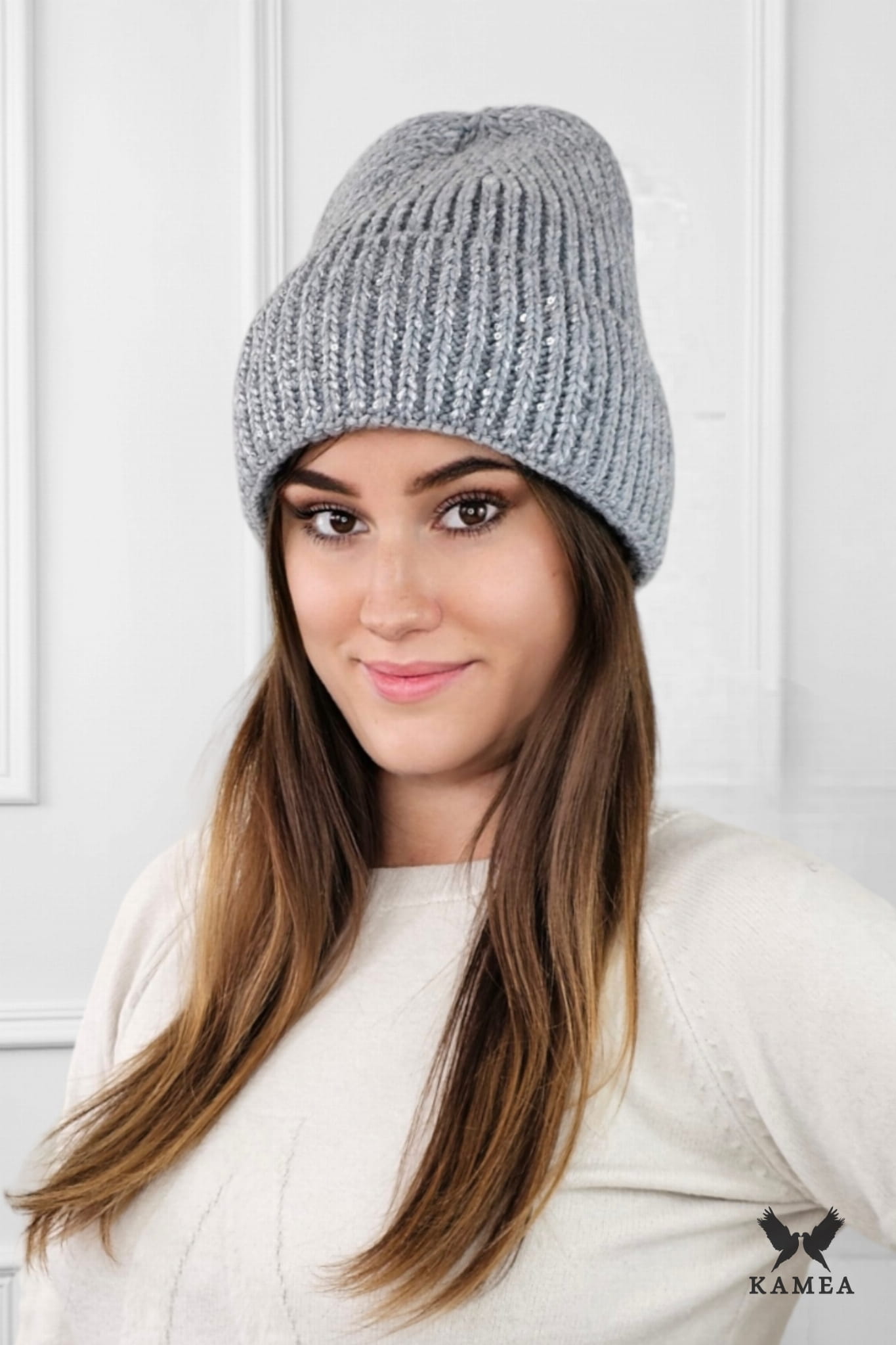 Čepice, Model: Ginny, Barva: šedá, Složení materiálu: 50% Vlna; 40% Akryl; 10% Polyester, Určení: Podzim/Zima, Velikost: Univerzální (54-60)