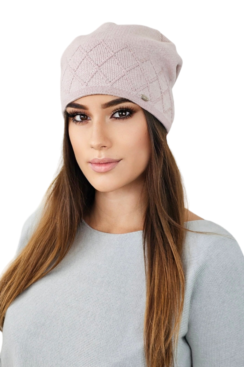 Czapka Damska, Model: Ruta, Kolor: różowy, Skład materiału: 52% Wiskoza; 26% Pbt; 22% Poliamid, Rozmiar: Uniwersalny (54-60) (Czapka Damska, zdjęcie 2)