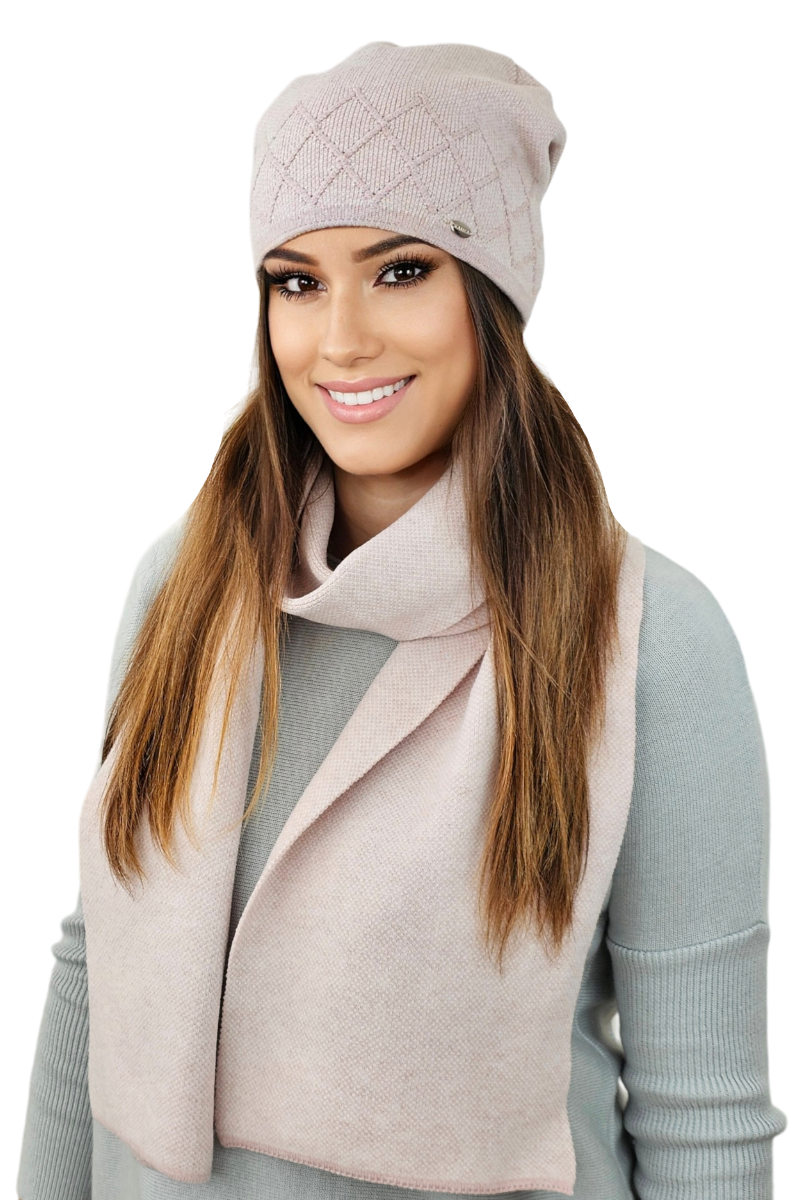 Komplet (Czapka+Szalik), Model: Ruta Komplet, Kolor: różowy, Skład materiału: 52% Wiskoza; 26% Pbt; 22% Poliamid, Rozmiar: Uniwersalny (54-60) (Komplet (Czapka+Szalik), zdjęcie 2)