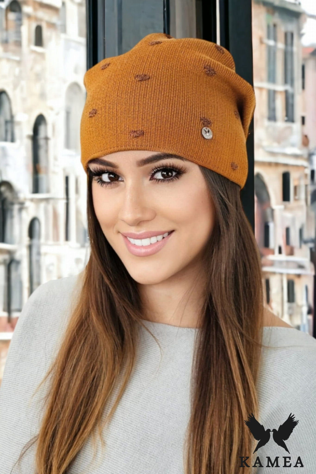 Čepice, Model: Hořčice, Barva: rezavá, Složení materiálu: 50% Viskóza; 28% Pbt; 22% Polyamid, Určení: Podzim/Zima, Velikost: Univerzální (54-60)