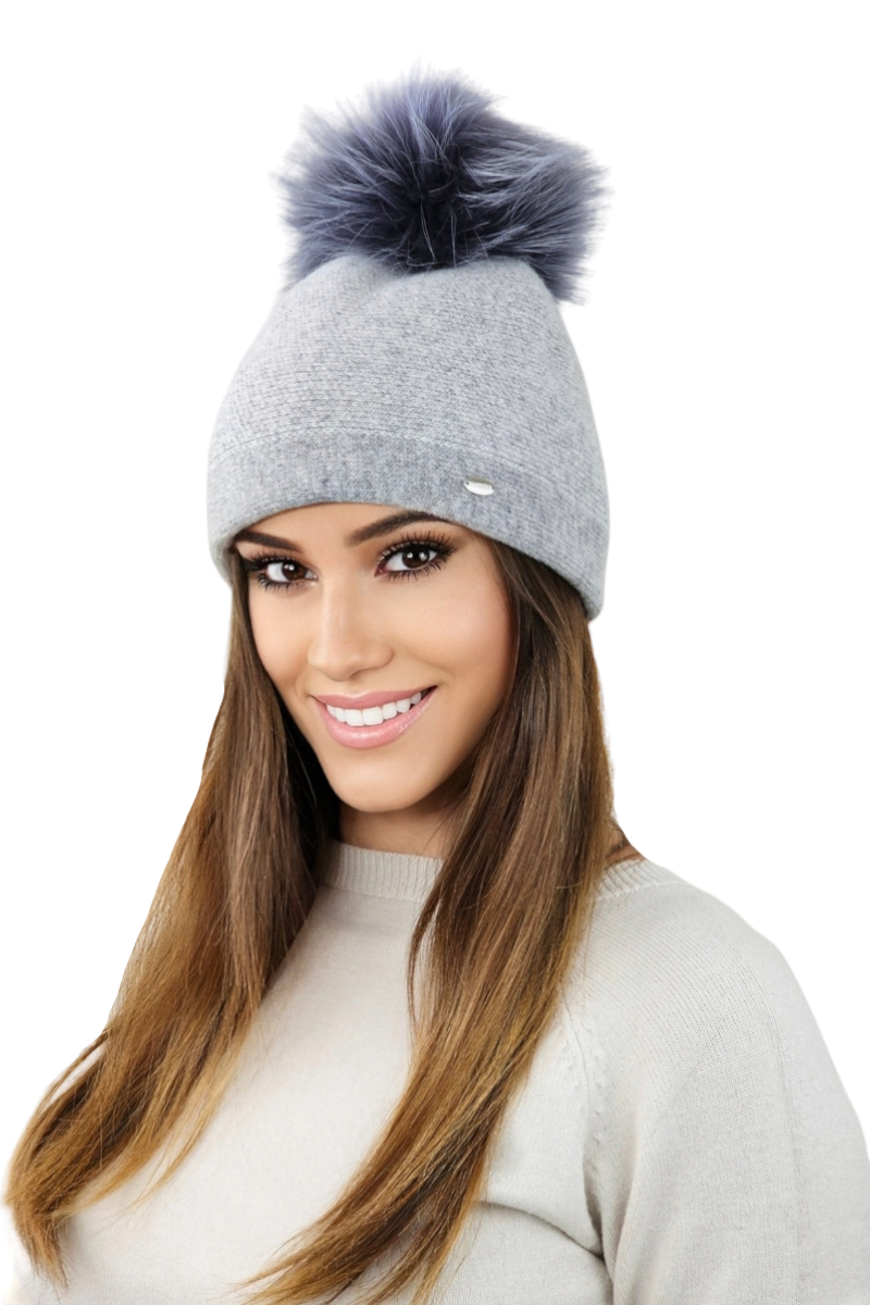 Czapka Damska, Model: Aloes Naturalny Pompon, Kolor: szary, Skład materiału: 80% Wełna; 20% Poliamid, Przeznaczenie: Jesień/Zima, Rozmiar: Uniwersalny (54-60) (Czapka Damska, zdjęcie 2)