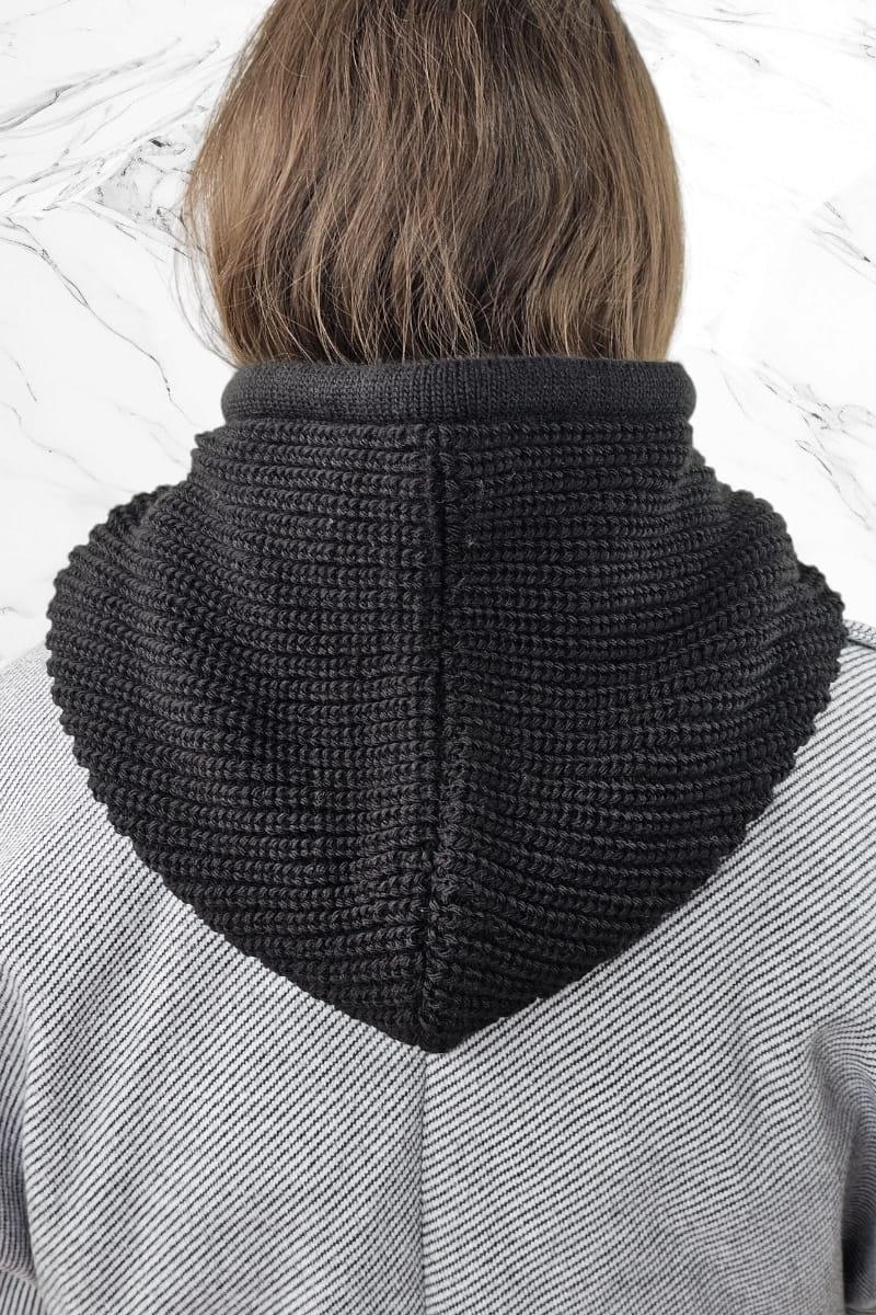 Kaptur Damski, Model: Nilda-Kaptur, Kolor: czarny, Skład materiału: 50% Akryl; 30% Wełna; 20% Poliamid, Przeznaczenie: Jesień/Zima, Rozmiar: Uniwersalny (Kaptur Damski, zdjęcie 2)