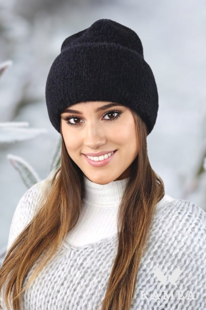 Čepice, Model: Benita, Barva: černá, Složení materiálu: 55% Polyamid; 35% Viskóza; 6% Polyester; 4% Modal, Určení: Podzim/Zima, Velikost: Univerzální (54-60) (Čepice, obrázek 3)