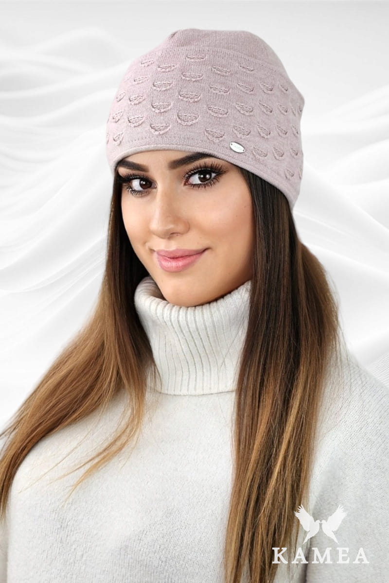 Czapka Damska, Model: Funkia, Kolor: różowy, Skład materiału: 52% Wiskoza; 26% Pbt; 22% Poliamid, Przeznaczenie: Jesień/Zima, Rozmiar: Uniwersalny (54-60)