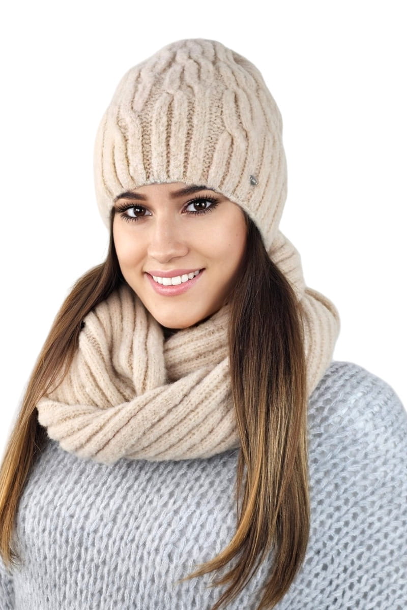Komplet (Czapka+ Komin), Model: Gizma-Komplet, Kolor: beżowy, Skład materiału: 70% Akryl; 20% Wełna; 10% Poliamid, Rozmiar: Uniwersalny (54-60) (Komplet (Czapka+ Komin), zdjęcie 2)