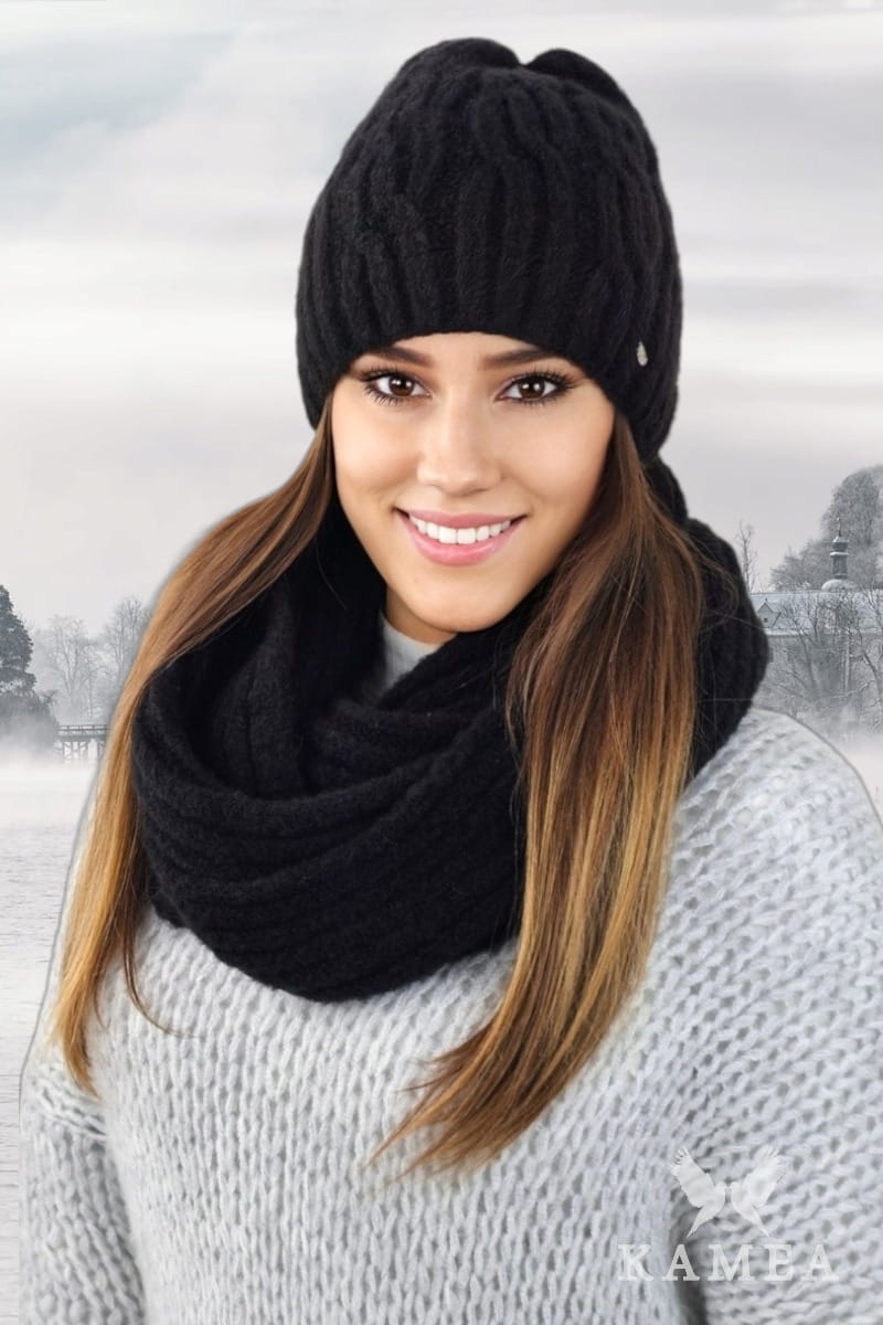 Komplet (Czapka+ Komin), Model: Gizma-Komplet, Kolor: czarny, Skład materiału: 70% Akryl; 20% Wełna; 10% Poliamid, Rozmiar: Uniwersalny (54-60)