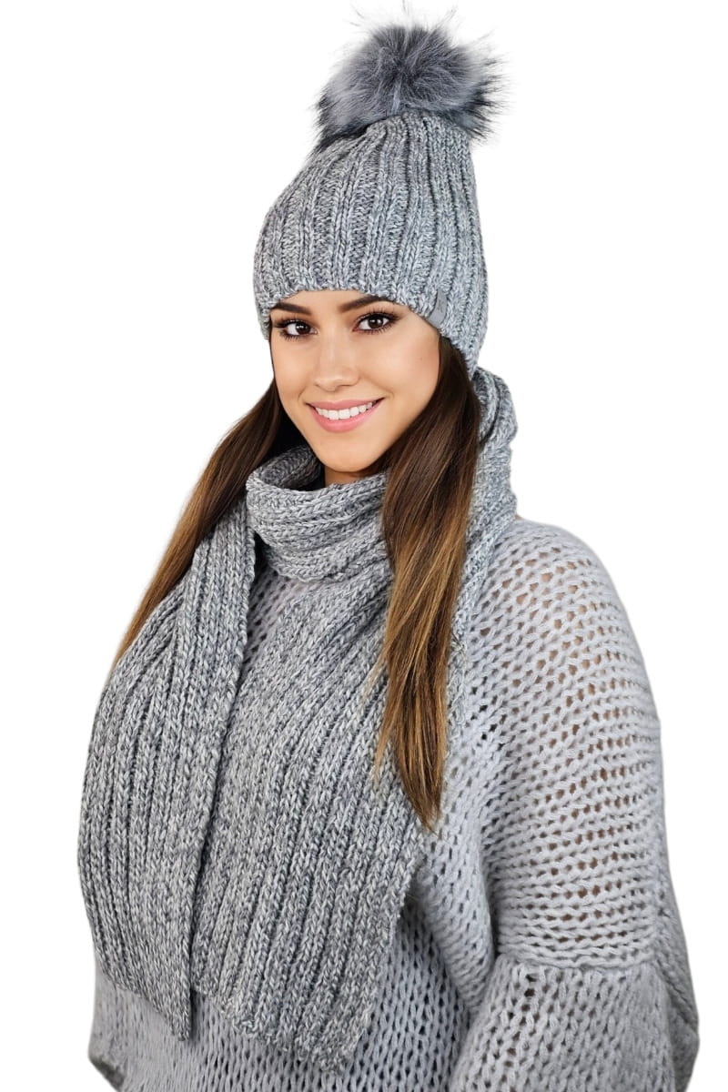Komplety: czapka + szalik/komin, Model: Wezyr-Komplet, Kolor: szary, Skład materiału: 50% Wełna; 50% Akryl, Przeznaczenie: Jesień/Zima, Wymiary(długość/szerokość): 180cm/25cm (Komplety: czapka + szalik/komin, zdjęcie 2)