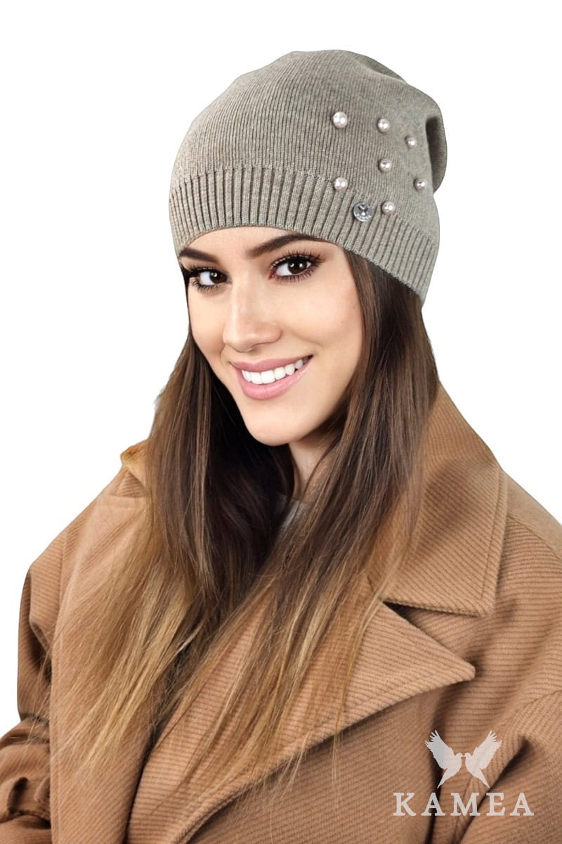 Čepice, Model: Kalcyt, Barva: tmavě béžová, Složení materiálu: 50% Akryl; 30% Vlna; 20% Polyamid, Určení: Podzim/Zima, Velikost: Univerzální (54-60)