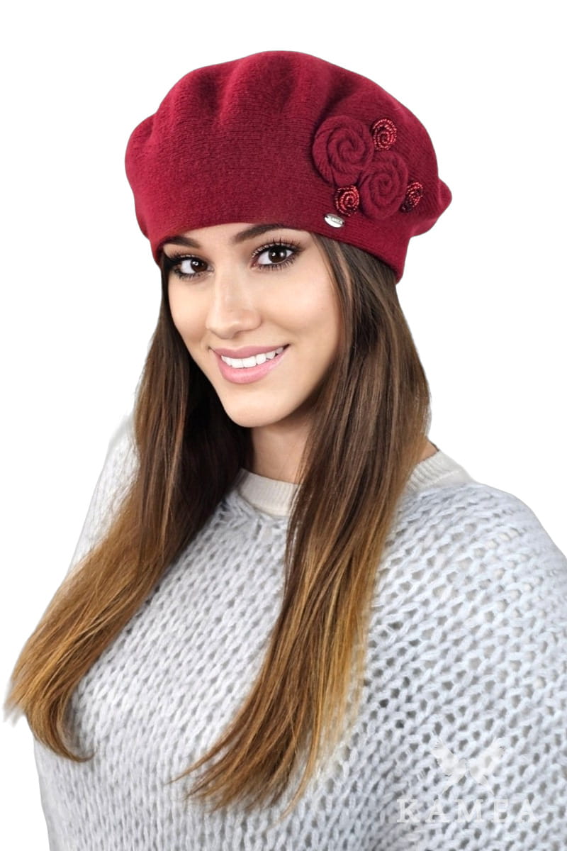 Dámský beret, Model: Birma, Barva: bordó, Složení materiálu: 80% Vlna; 20% Polyamid, Určení: Podzim/Zima, Velikost: Univerzální (54-60)