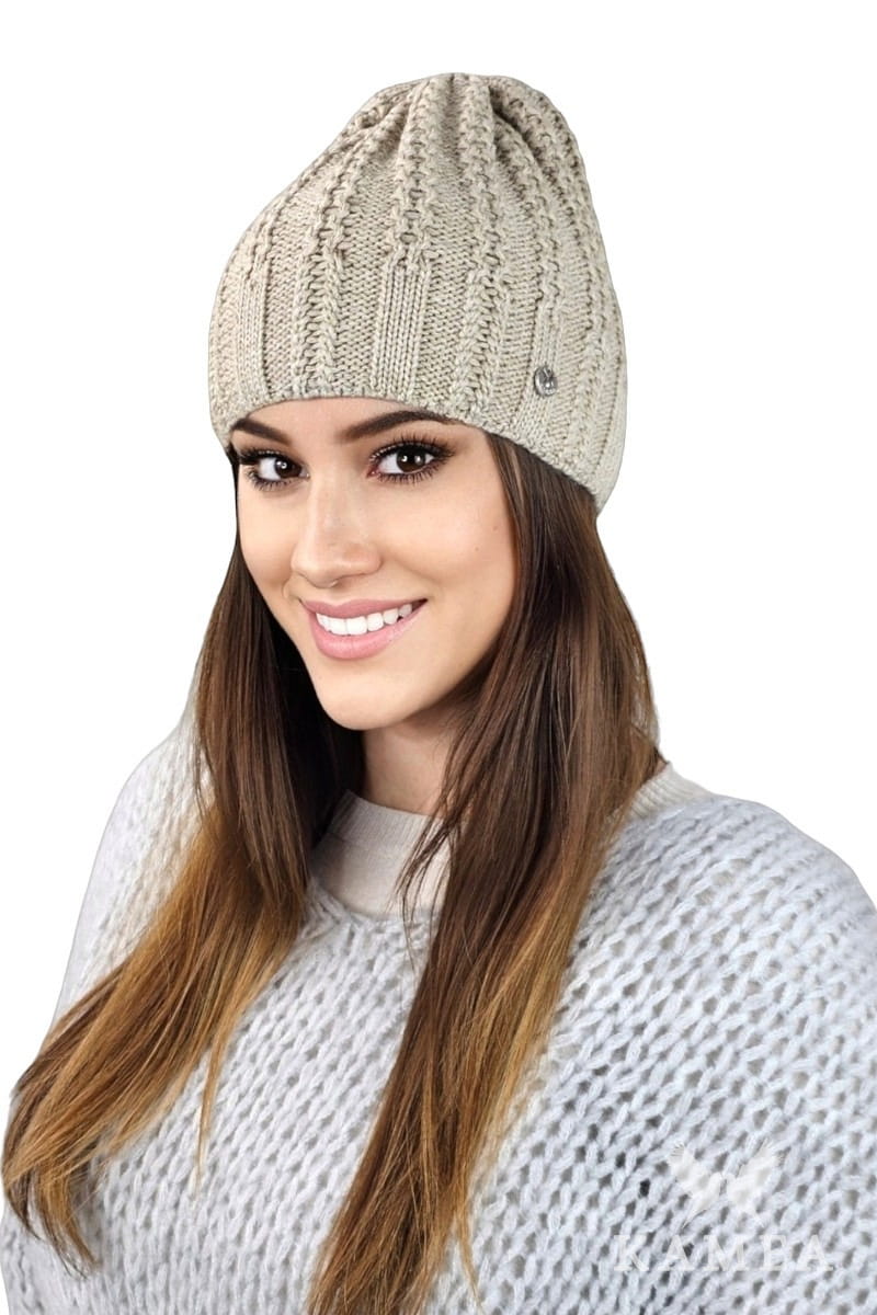 Čepice, Model: Filona, Barva: béžová, Složení materiálu: 50% Akryl; 30% Vlna; 20% Polyamid, Určení: Podzim/Zima, Velikost: Univerzální (54-60)