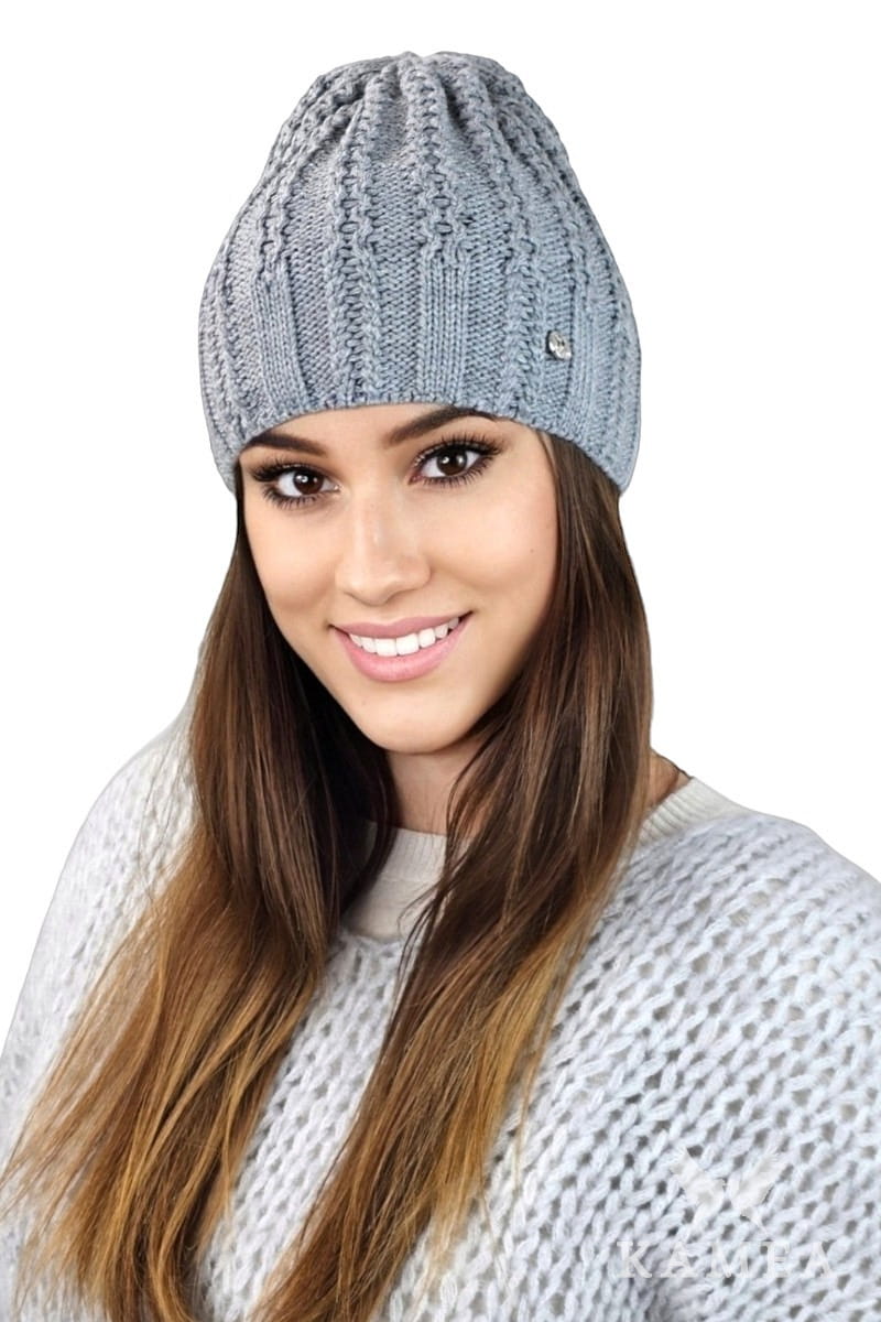 Čepice, Model: Filona, Barva: šedá, Složení materiálu: 50% Akryl; 30% Vlna; 20% Polyamid, Určení: Podzim/Zima, Velikost: Univerzální (54-60)